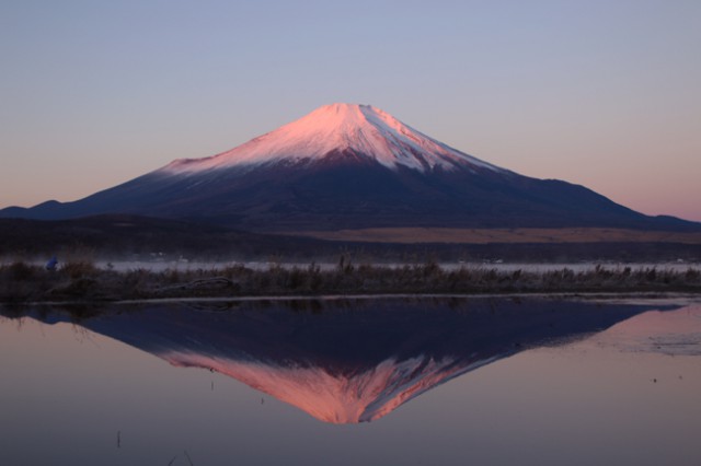  山中湖に冬将軍到来！